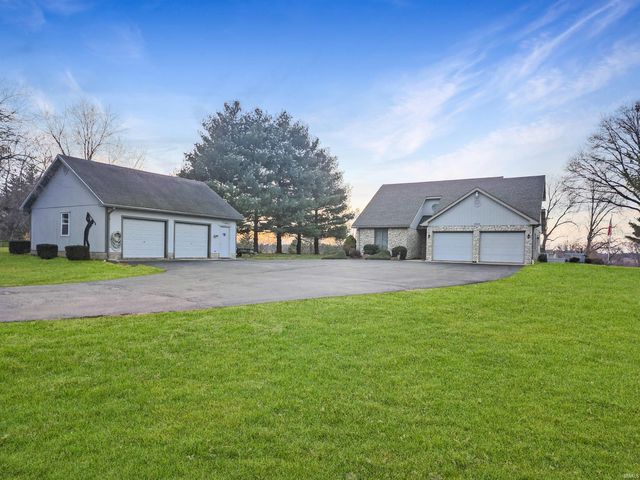 $325,000 | 5845 North Golf Course Road | Washington Township - Knox County