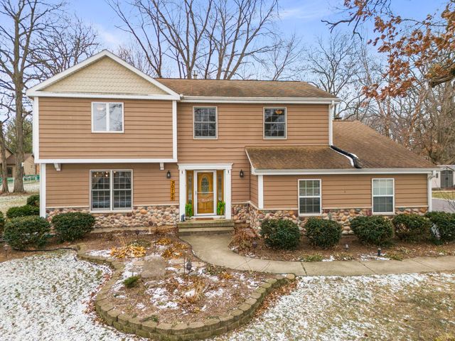 $429,990 | 30796 Royal Oak Road | Kingston Township - DeKalb County