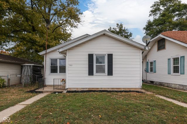 $1,200 | 762 Teal Street | Shelbyville