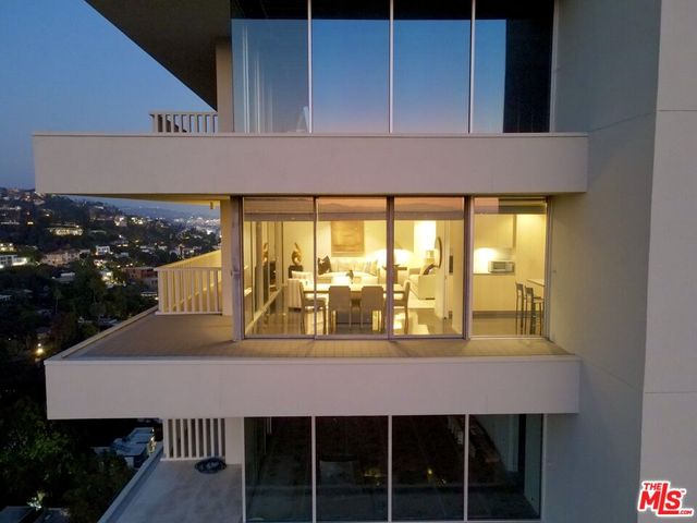 $4,650,000 | 9255 Doheny Road, Unit 2401 | Sunset Strip