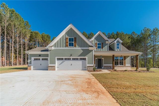 $549,900 | 125 Pinewood Drive Southeast | Covington