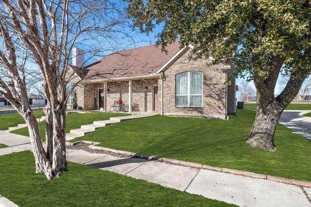 $295,000 | 7603 Cousteau Drive | Rowlett