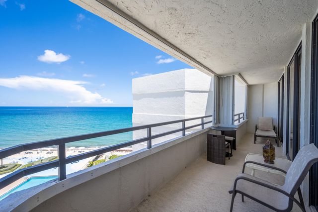 $749,000 | 3560 South Ocean Boulevard, Unit PH6 | South Palm Beach