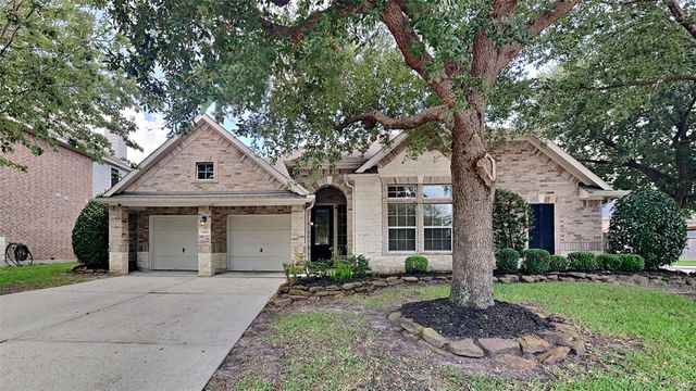 $419,900 | 2602 Twisting Pine Court | Kingwood East