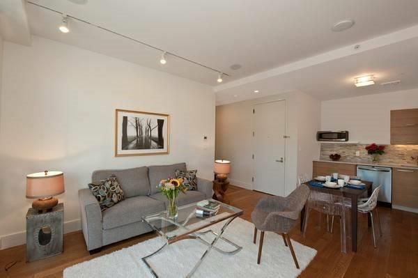 $2,895 | 301 Sullivan Place, Unit 4N | Crown Heights