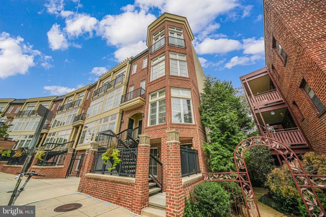 $689,000 | 2200 17th Street Northwest, Unit 109 | Adams Morgan