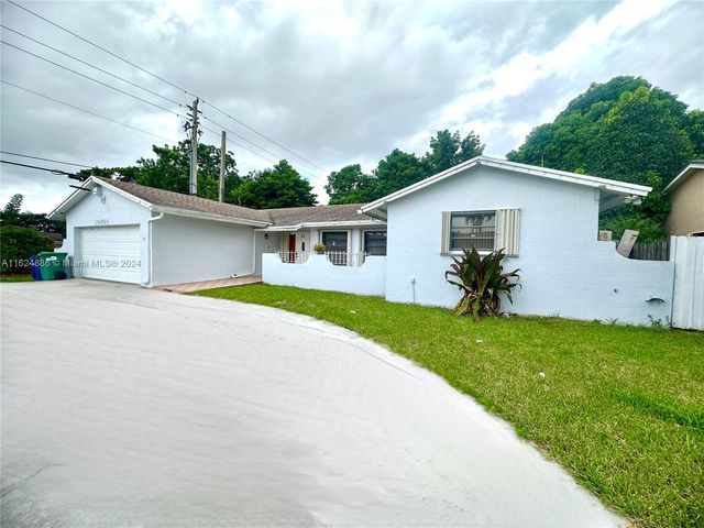 $3,800 | 10401 Southwest 144th Avenue | The Hammocks