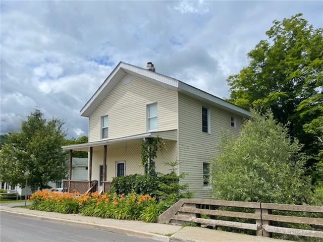 $439,900 | 193 Main Street | Andes Hamlet