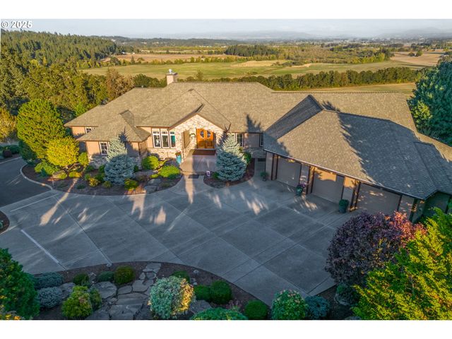 $1,975,000 | 8328 Valley Way Southeast