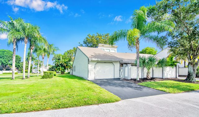 $6,500 | 13419 Bedford Mews Court | Greenview Shores of Wellington