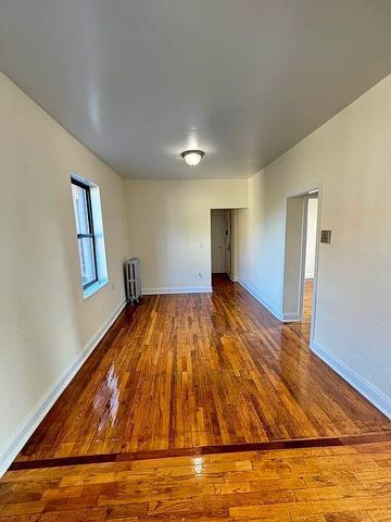 $2,100 | 37-25 64th Street, Unit 5E | Woodside