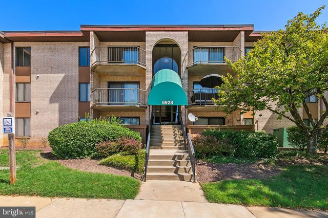 $169,900 | 6928 Hanover Parkway, Unit 400 | Hunting Ridge Condominiums