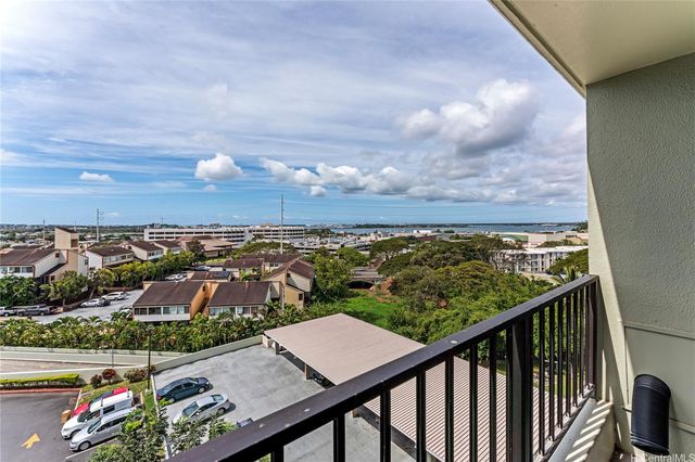 $2,000 | 98-402 Koauka Loop, Unit 606 | Pearlridge