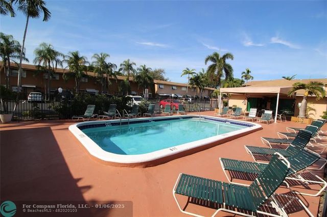 $419,000 | 450 Southeast 7th Street, Unit 244 | Dania Beach