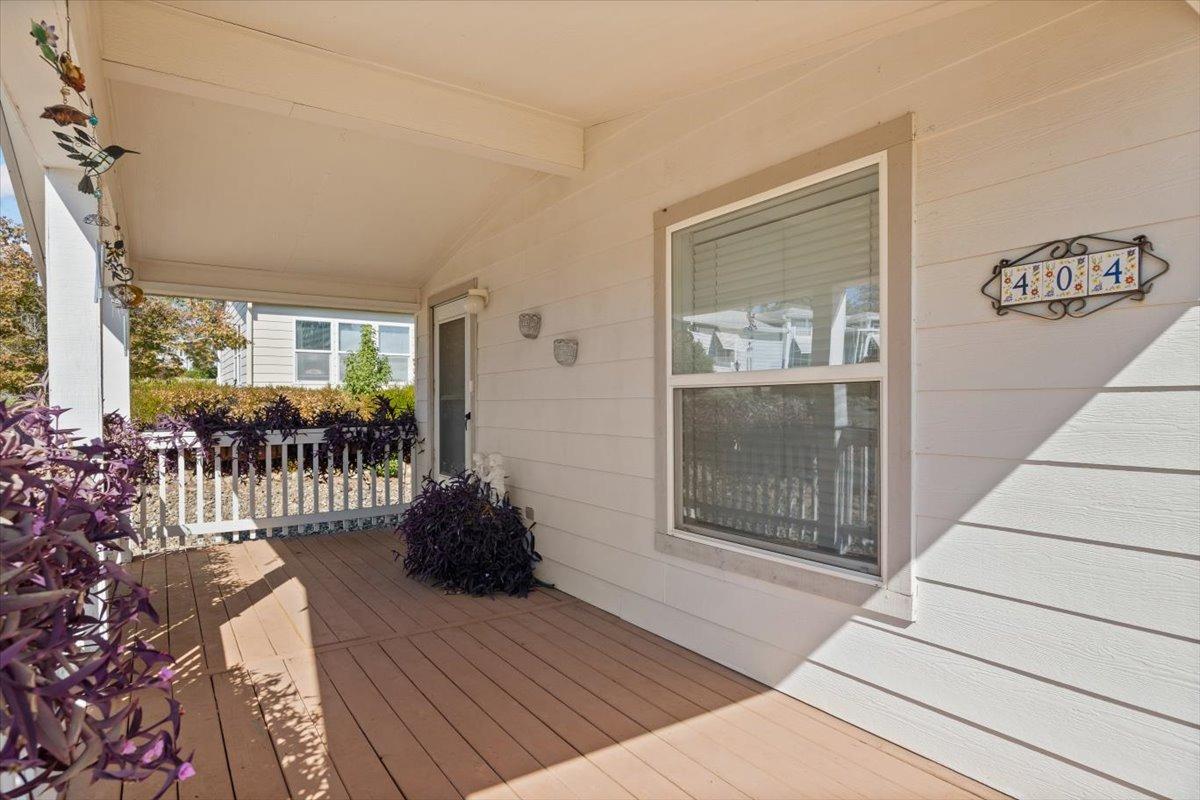 a view of a entryway of the house