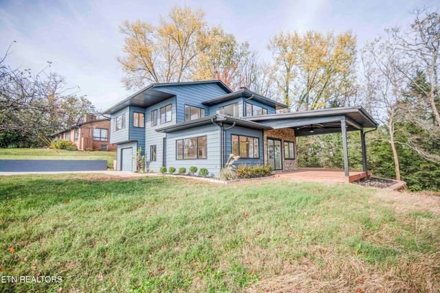 $554,000 | 527 View Park Drive | Knoxville