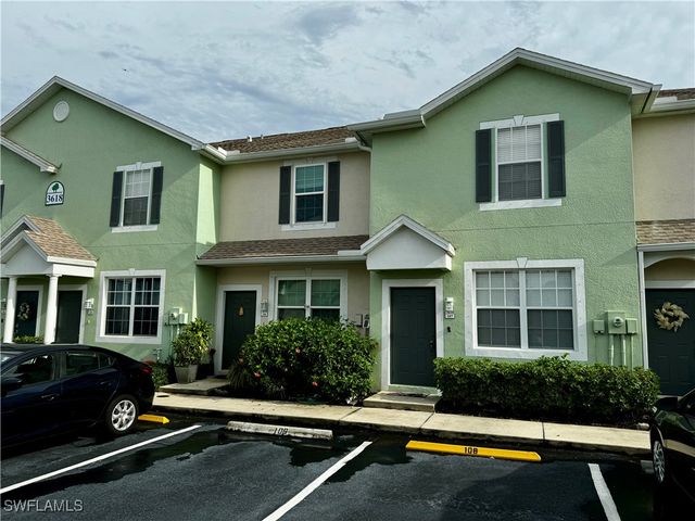 $1,800 | 3618 Pine Oak Circle, Unit 107 | Forest Lake Townhomes