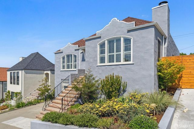 $2,295,000 | 57 Westgate Drive | Mount Davidson Manor