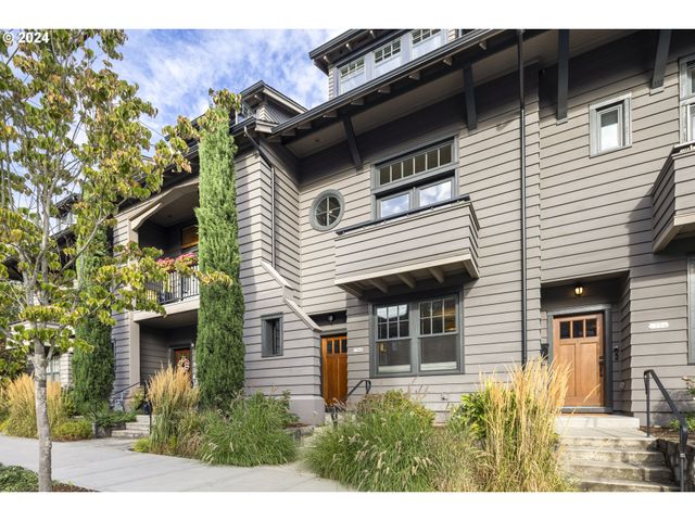 $839,000 | 1760 Northeast 17th Avenue | Irvington