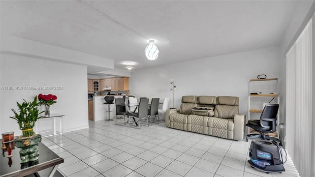 $315,000 | 15480 Southwest 82nd Lane, Unit 218 | West End