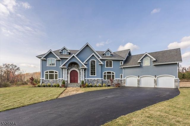 $1,799,000 | 4 Hall Road | Chester Township - Morris County