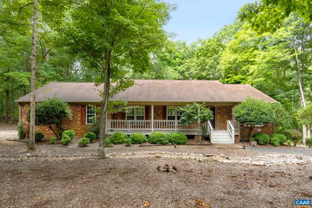 $491,000 | 41 Colonial Road | Lake Monticello