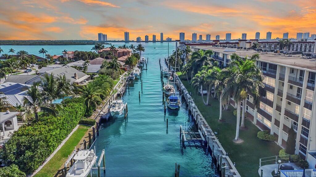 IntraCoastal Front Living