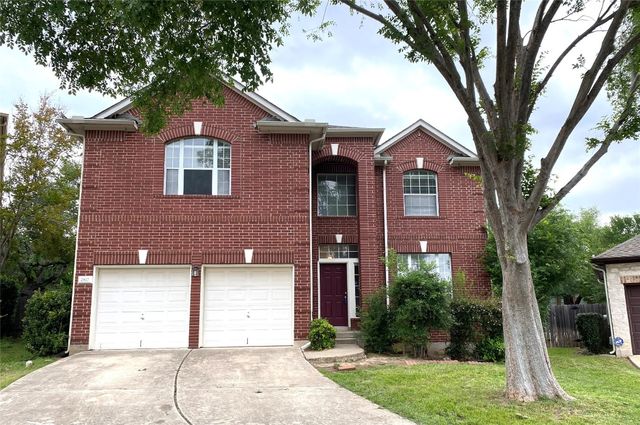 $2,995 | 2817 Cascade Falls Drive | Lake Pointe