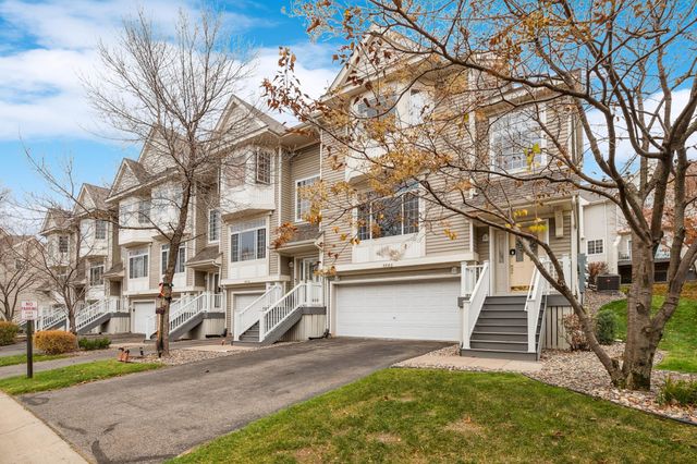 $324,900 | 8840 Brunswick Path, Unit 2306 | Inver Grove Heights