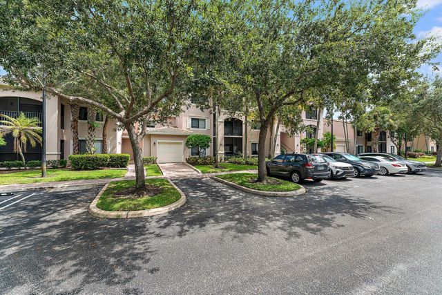 $2,600 | 2806 Veronia Drive, Unit 111 | Palm Beach Gardens