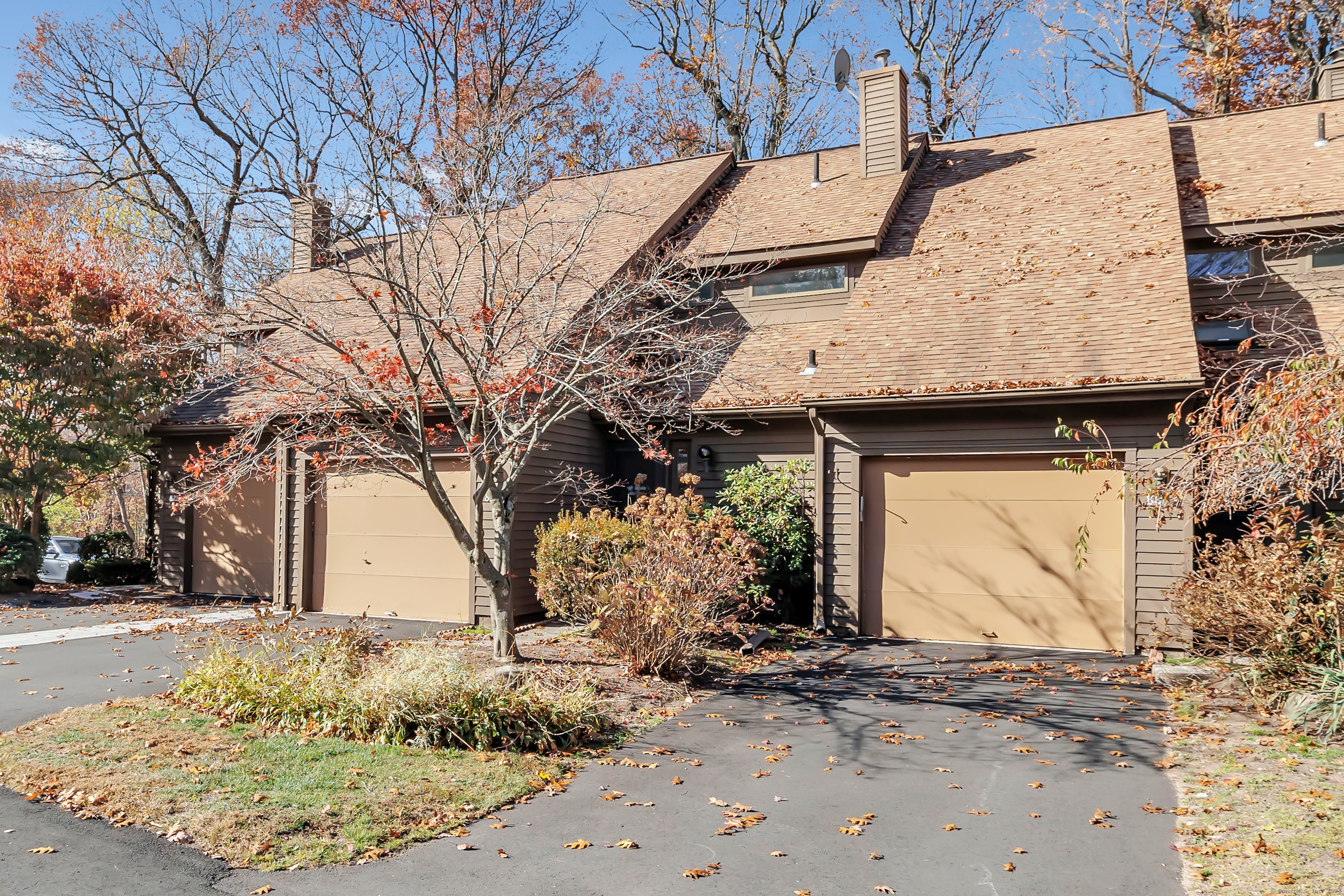 a view of house with a outdoor space