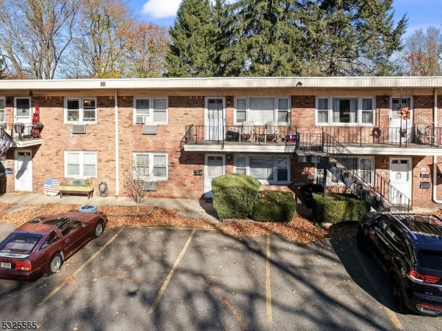 $265,000 | 16 East Belmont Avenue, Unit 3 | Wanaque