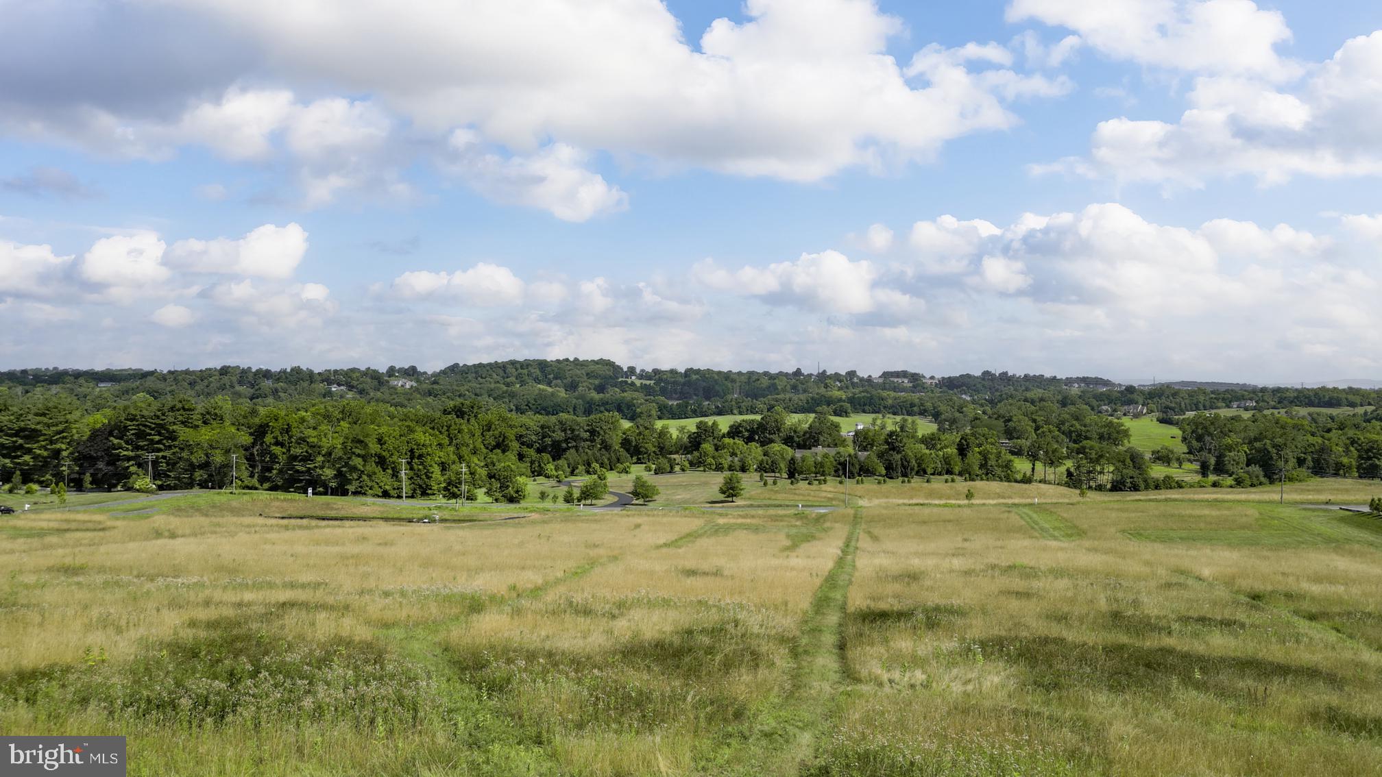 a view of outdoor space with city view