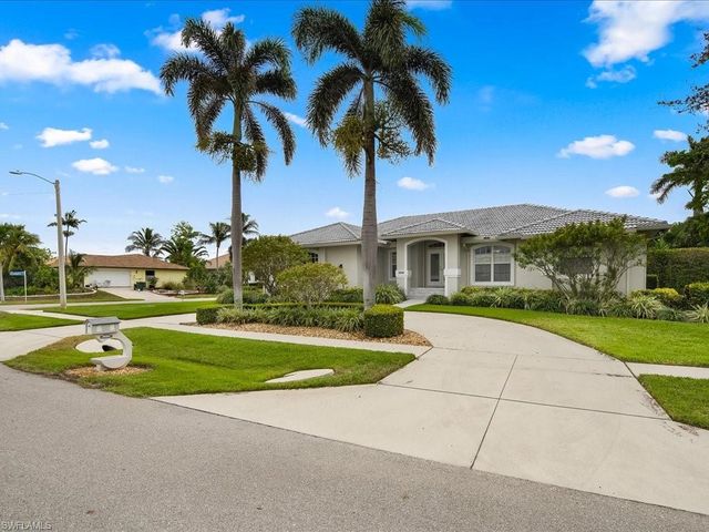 $1,195,000 | 1345 Whiteheart Avenue | Marco Beach