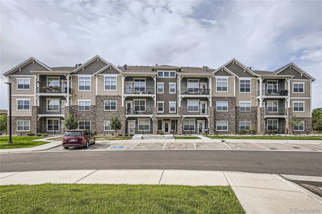 $380,000 | 4622 Hahns Peak Drive, Unit 202 | Loveland