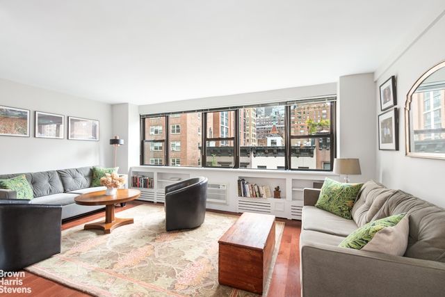 $425,000 | 110 East 36th Street, Unit 7C | Murray Hill