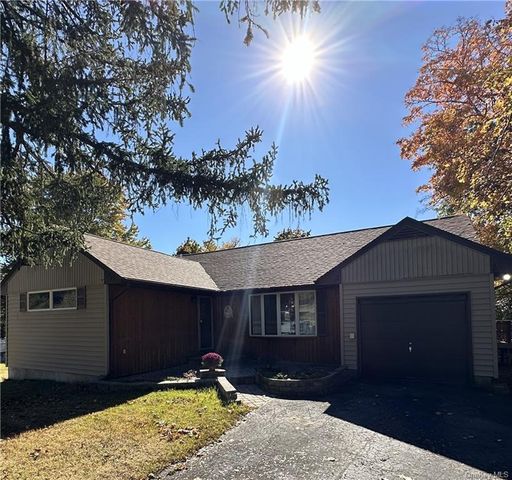 $420,000 | 18 Donny Drive | New Hamburg