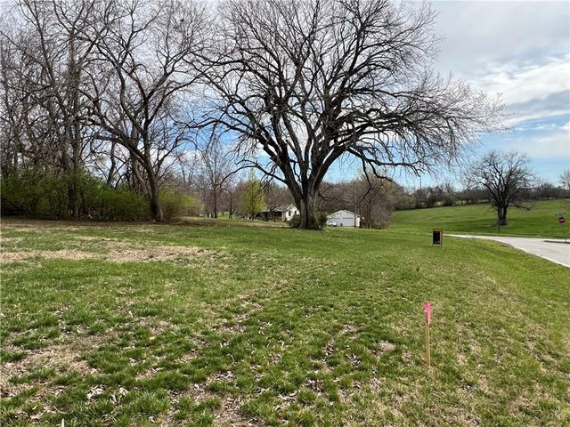 Prairie Lee Lake, Lees Summit, MO neighborhood