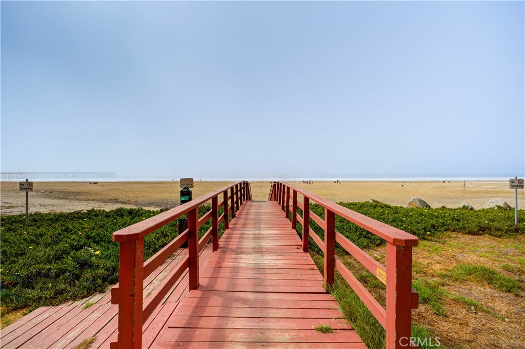 The Sea Gypsy has it's own private board walk out to the sand. Just steps to the volley ball courts and the Pacific Ocean!