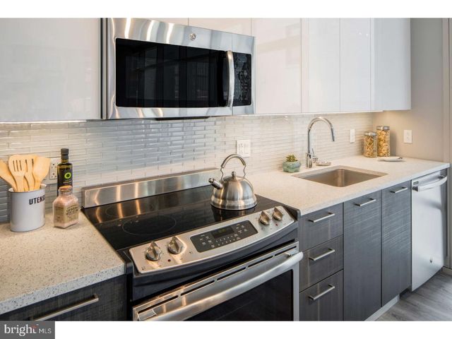 $2,255 | 1213 Walnut Street, Unit 1B0508 | Avenue of the Arts South