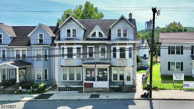 $886,900 | 774 South Main Street | Phillipsburg