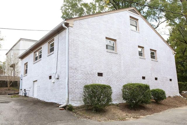 $1,550 | 1220 West Market Street | Greensboro