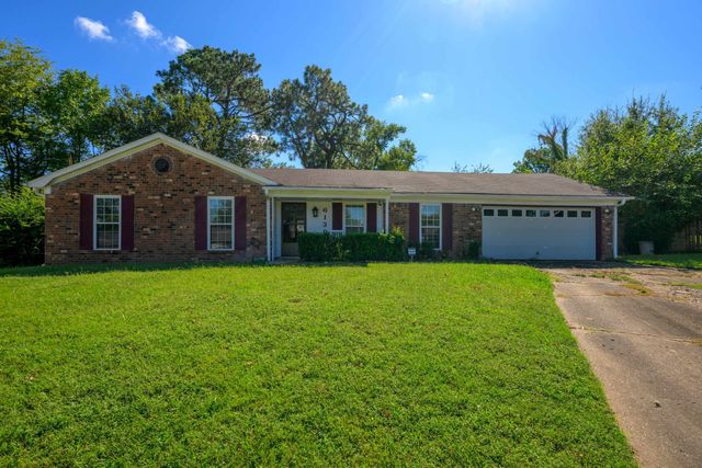 $175,000 | 6139 Fox Ridge Drive | Hickory Hill