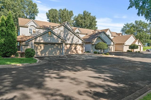 $264,900 | 9864 Palm Street Northwest | Coon Rapids