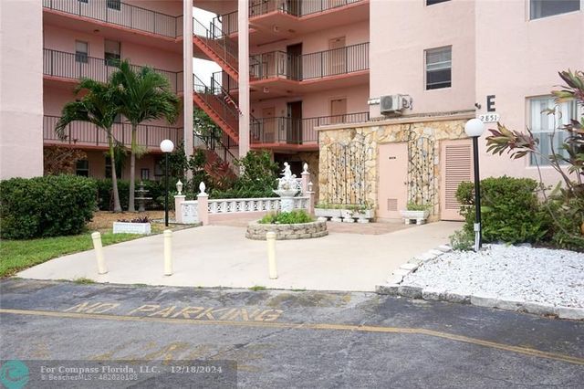 $1,500 | 2851 Somerset Drive, Unit 207 | Lauderdale Lakes East Gate