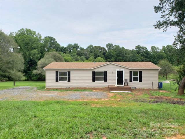 $1,475 | 7189 Coconut Way | Bandy's Township - Catawba County