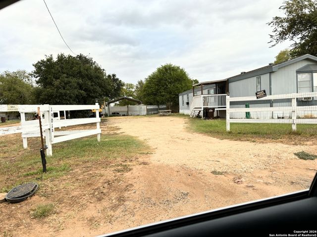 $1,550 | 19013 Caballero Spur | Heritage South