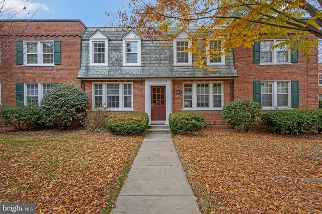 $2,700 | 1804 Queens Lane, Unit 4207 | Colonial Village