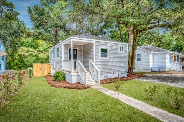 $2,100 | 2384 Cambridge Avenue | North Charleston