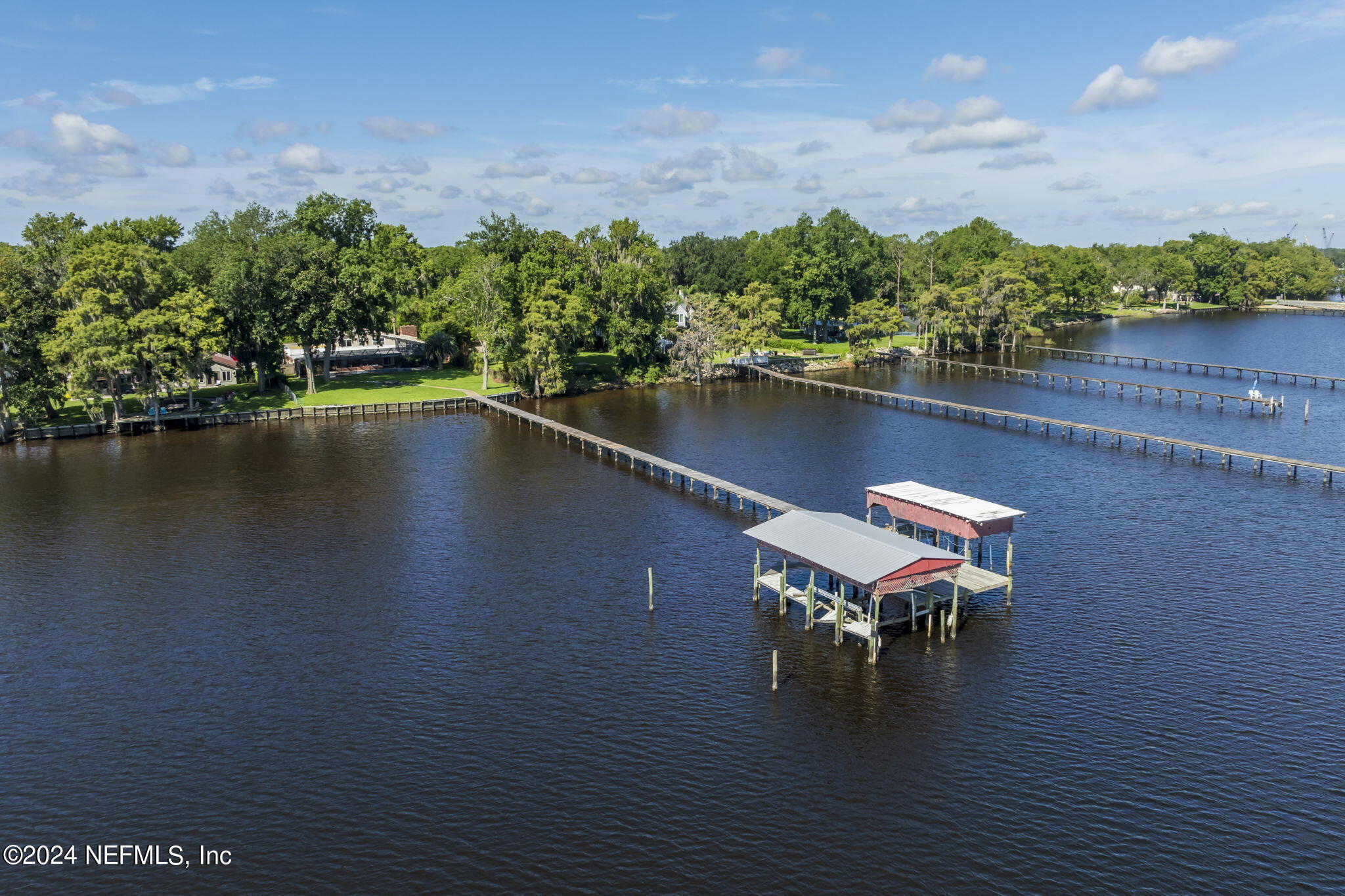 300 foot dock